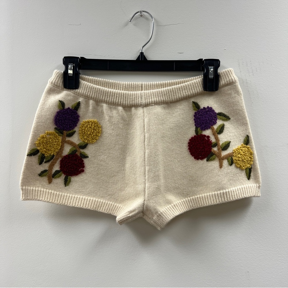 Floral Embroidered Cream Shorts